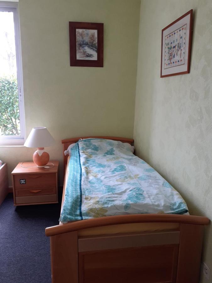Gite 32 Rue Du Huit Mai Freneuse  Exterior foto